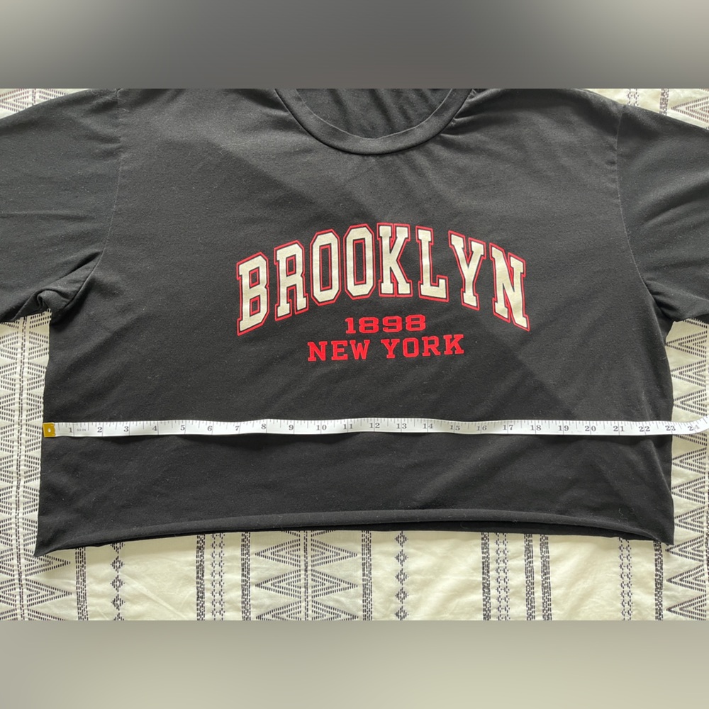 Brooklyn Cropped Tee - Picture 2 of 4